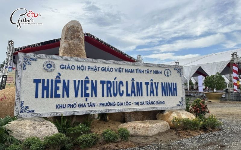 Không gian thiền môn rộng lớn, chú trọng tính hài hòa